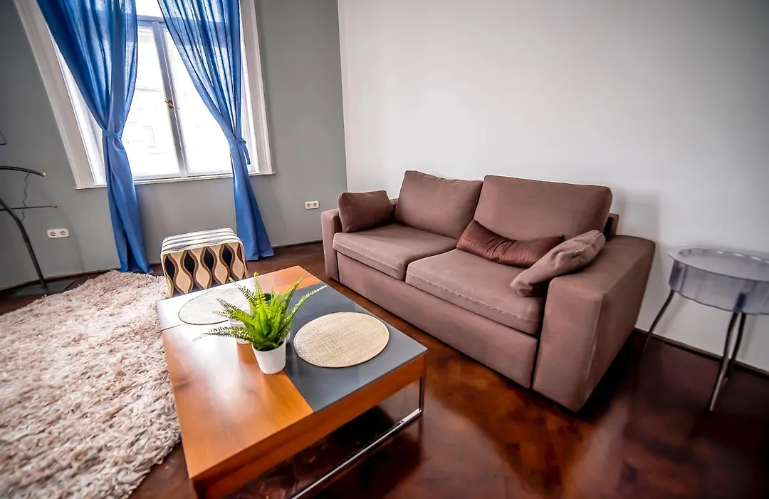 2B Hostel&Rooms-1